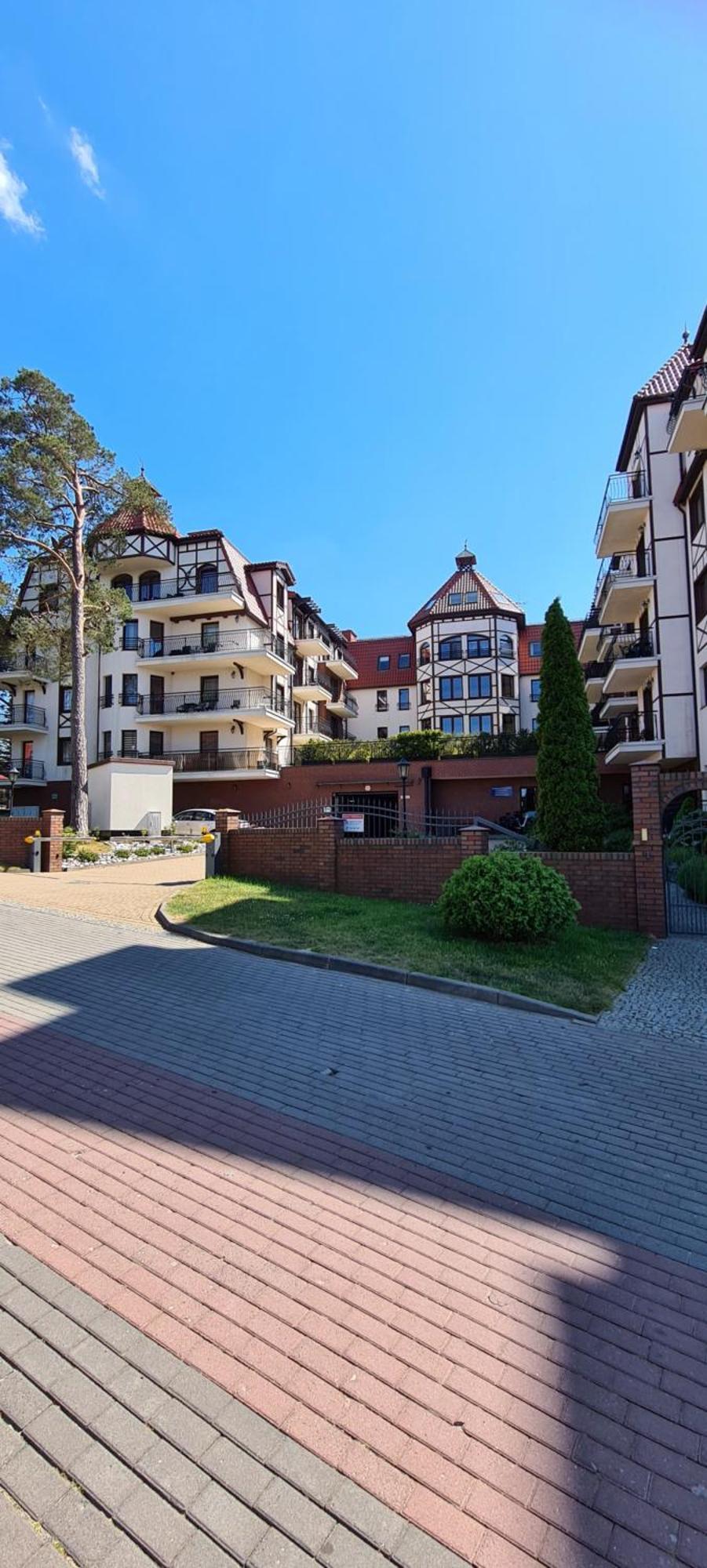 "Przy Plazy" Apartamenty Premium Continental Krynica Morska Exterior photo